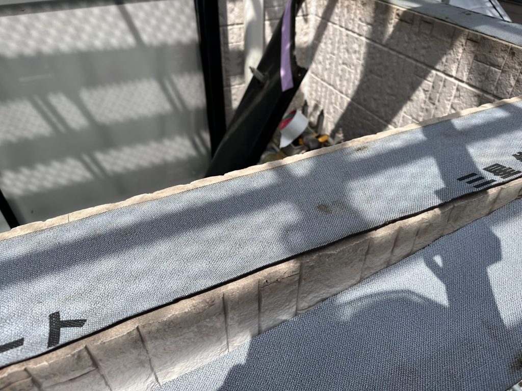 市原市五井　バルコニー笠木の修理　防水シート貼り