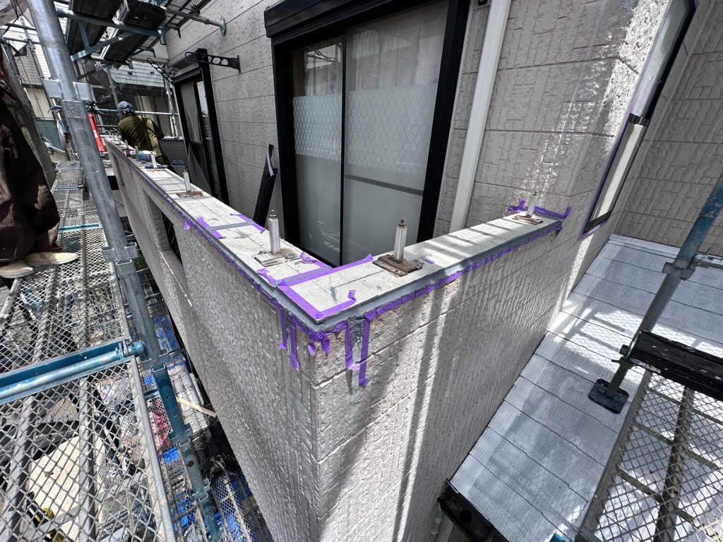 市原市五井　バルコニー笠木の修理　コーキング施工完了