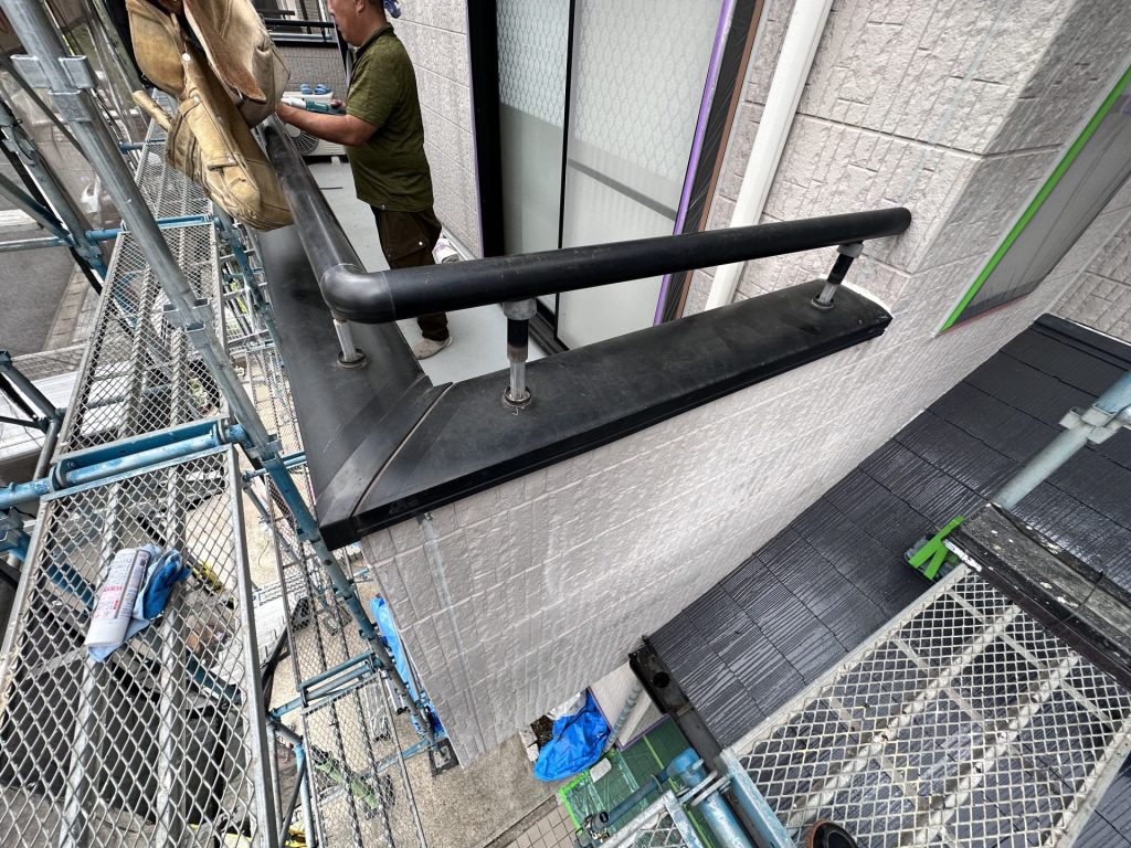 市原市五井　バルコニー笠木の修理　　笠木の復旧　　　